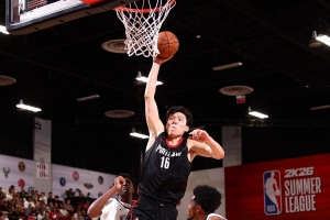 选秀专家：有人说开拓者把杨瀚森当摇钱树 但你打球可造不了假