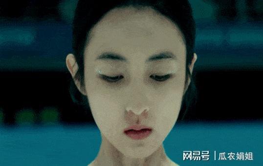 在线下注-被24岁的张子枫吓到了！她怎么变成这样了