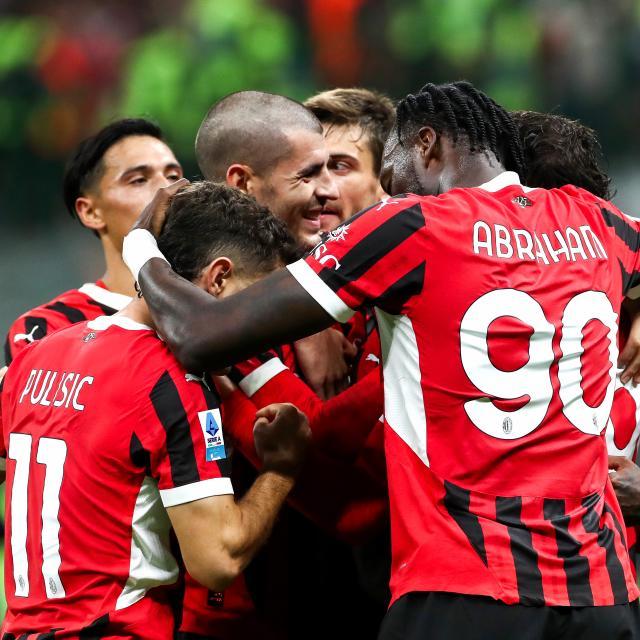 百家乐官网-【意甲】5分钟连入3球登顶，AC米兰3比0莱切