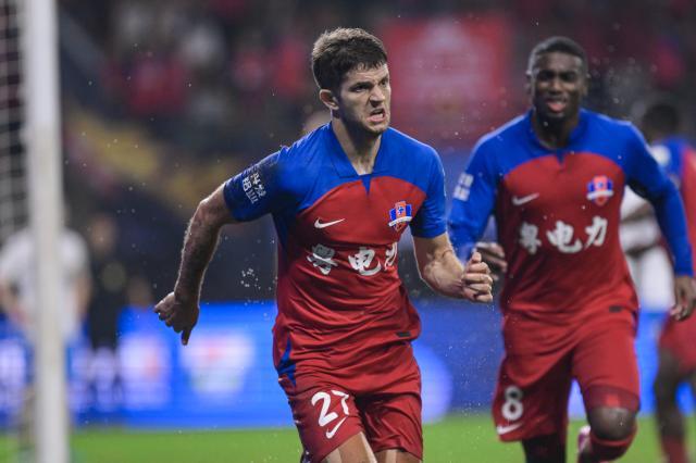 Baccarat Gaming-【中超】因雨中断80分钟 9人梅州1比1西海岸