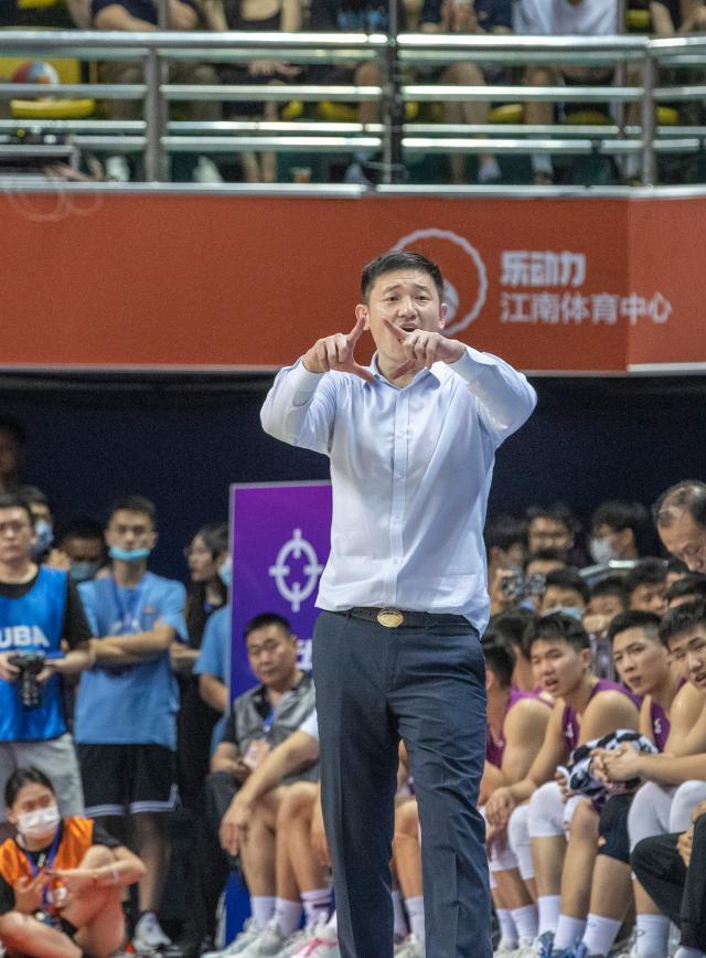 百家乐官网-【专访】从首钢队长到清华主帅 陈磊完成华丽转身